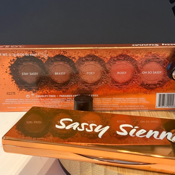 Dose of Colors Sassy Siennas Eyeshadow Palette 5 Matte Shades •New Imperfect Box - Picture 2 of 5